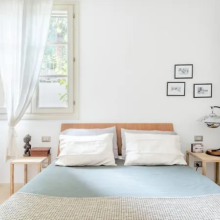 Stylish Terrace On Boboli Gardens Apartment Florence